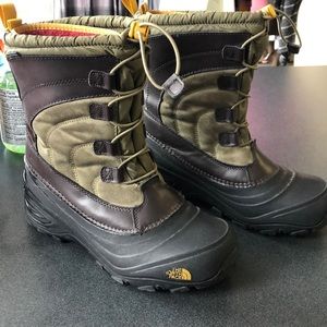 Boys North Face Snow Boots